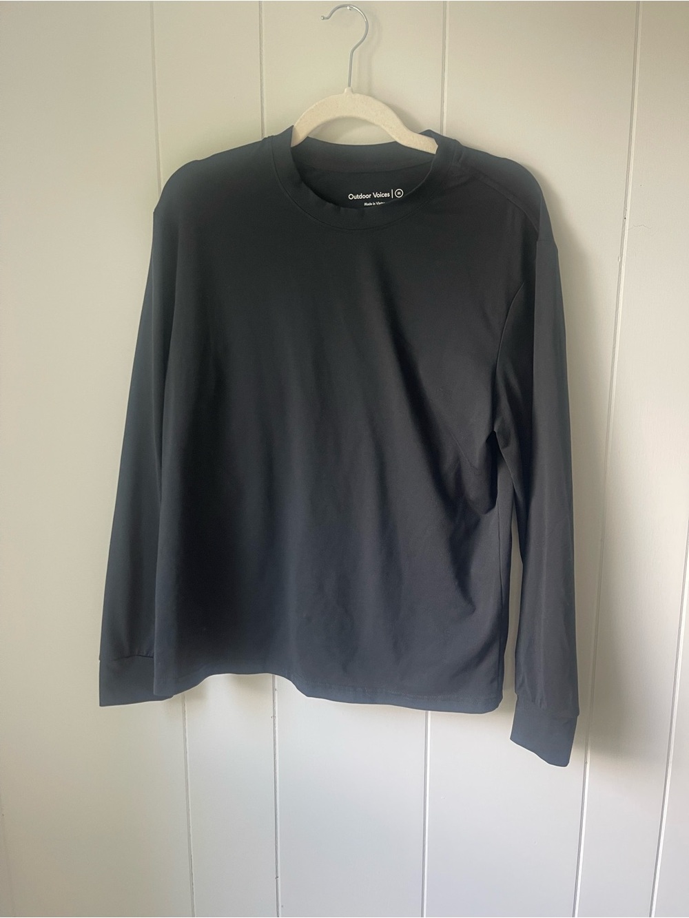 Outdoor Voices Black Long-Sleeve Crew Top